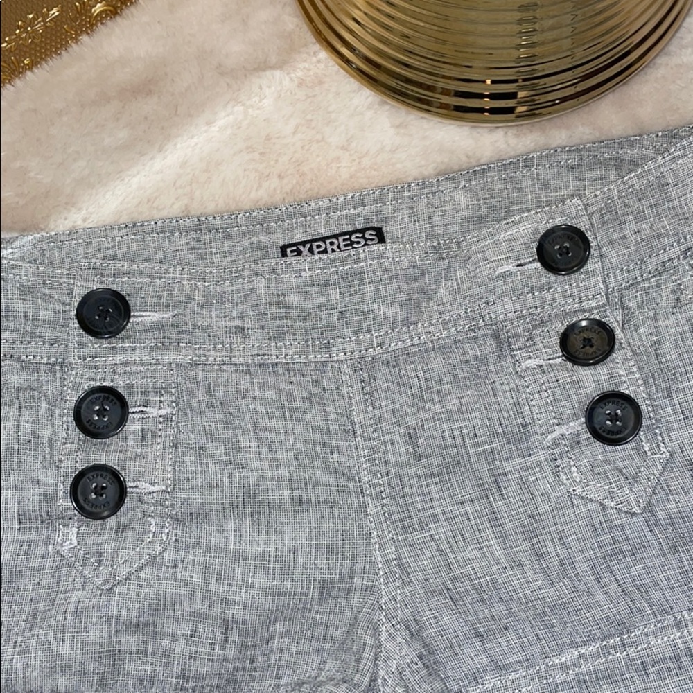 Express lovely shorts 🥰 - Picture 2 of 4